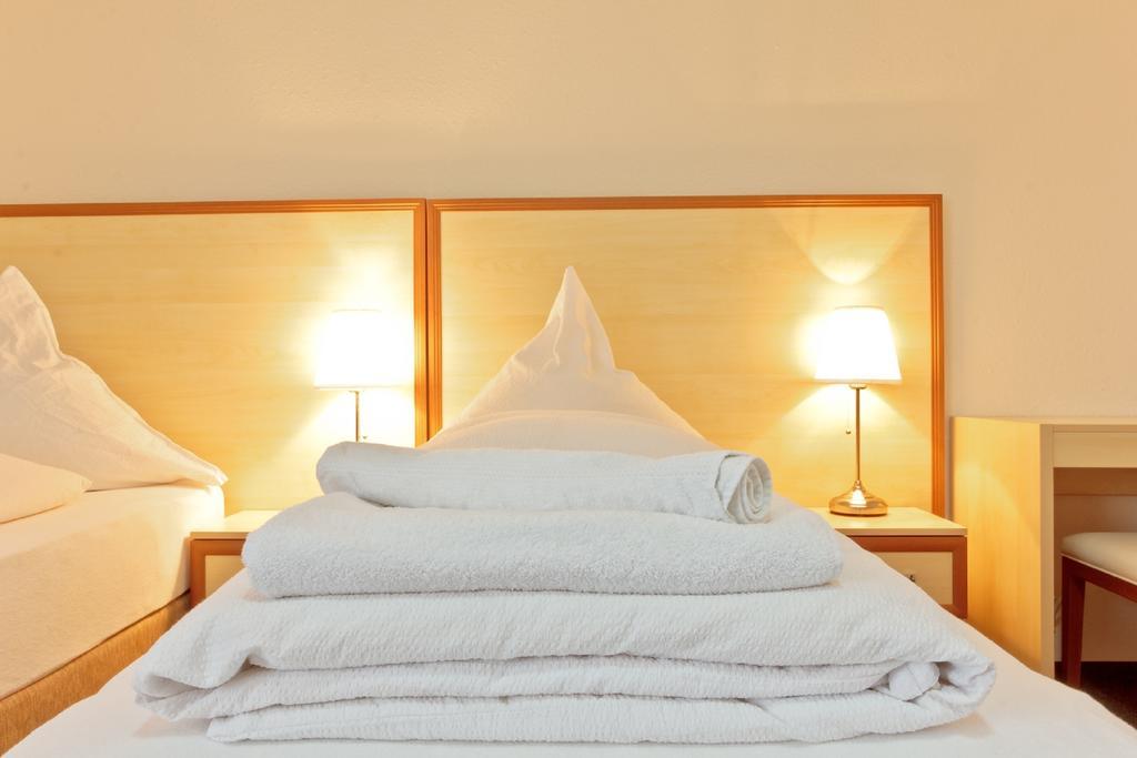 Hotel Ganita Вайл ам Рейн Стая снимка