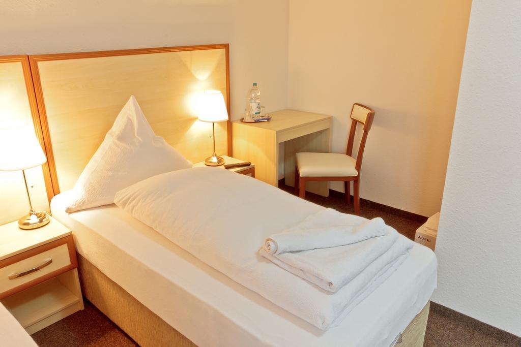 Hotel Ganita Вайл ам Рейн Стая снимка