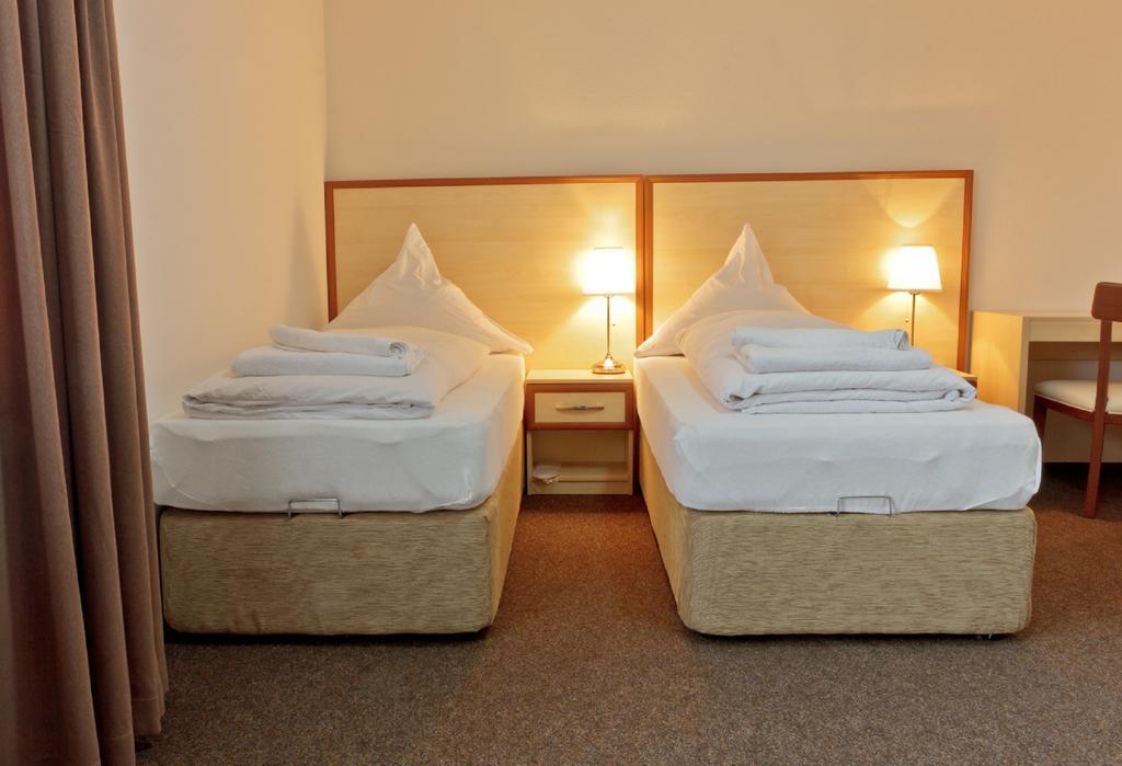 Hotel Ganita Вайл ам Рейн Стая снимка